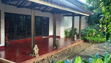 Penawaran Langka, rumah Prestisius di Kebayoran Baru, Jakarta Selatan, LB 360m²