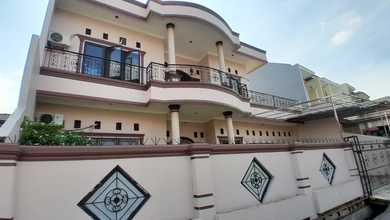 Dijual rumah Eksklusif di Utan Kayu, Jakarta Timur - LT 301m²