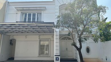 Kesempatan Eksklusif, rumah Mewah di Jagakarsa, Jakarta Selatan, LB 220m²