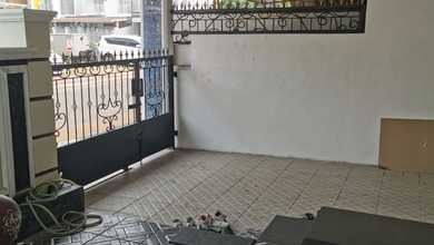 Hunian Favorit di Modernland, Tangerang, 4 KT, Harga 2,2 Miliar