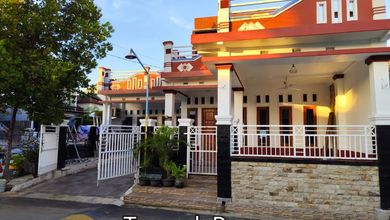 Kesempatan Rumah di Jababeka, Bekasi, LB 130m², Harga 1,5 Miliar