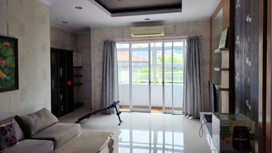 Kesempatan Langka, rumah Mewah di Lippo Cikarang, Cikarang, LB 247m²