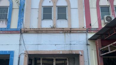 Ruko Alhambra di Pasar Modern Deltamas - Cikarang Pusat Ideal untuk Kantor dan Business