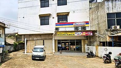 Ruko Gandeng Lebar 12 Meter di Tepi Jalan Ramai Lippo Cikarang