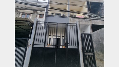 Dijual Rumah Strategis di Duri Kepa, Jakarta Barat - LT 45m²