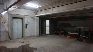 Gedung Kantor 12 Lantai Pantai Indah Kapuk