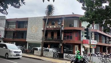 Ruko di Jl. Kemang Raya Jakarta Selatan 250 M Bagus HGB