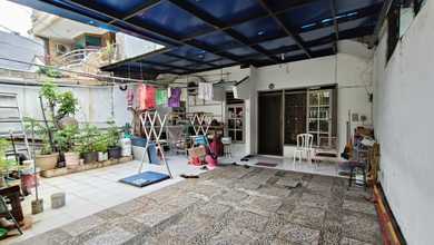 Hunian Mewah di Sunter, Jakarta Utara, 4 Kamar Tidur, LT 180m²