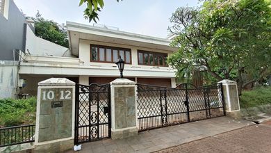 For Sale rumah Mewah di Kelapa Gading, Jakarta Utara - LT 2062m²