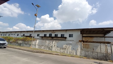 gudang 5000 meter letak strategis