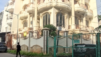 Rumah Area Premium Muara Karang, Jakarta Utara - Harga Terbaik 12,5 Miliar