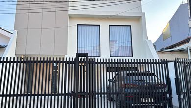 Hunian Elite di Kawasan Kelapa Gading, Jakarta Utara, LB 160m², Harga 3,6 Miliar
