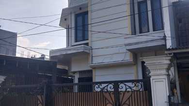Rumah Elegan di Sunter, Jakarta Utara, 4 KT, LT 219m²