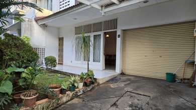 Rumah Mewah di Pondok Indah, Jakarta Selatan, 5 KT, LT 160m²
