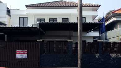 Rumah Sewa Murah Lokasi Pondok Indah, Jakarta Selatan, LB 600m²