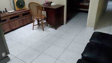 Jual Rumah Strategis di Senen, Jakarta Pusat - LT 125m²