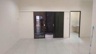 Rumah Siap Huni di Area Kelapa Gading, Jakarta Utara, LT 120m²