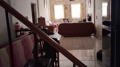 Dijual Ruko Tiga Lantai Lokasi Prima 