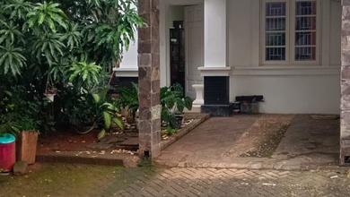 Kesempatan Rumah di Kota Wisata, Bogor, LB 150m², Harga 1,5 Miliar