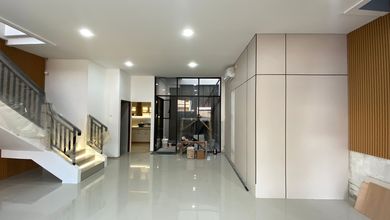 Rumah Mewah di Citra Garden, Jakarta Barat, 3 KT, LT 120m²
