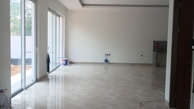 Kesempatan Eksklusif, rumah Mewah di Citra Garden, Jakarta Barat, LB 337m²