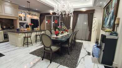 Rumah Modern di Jakarta Garden City, Jakarta Timur, LT 298 m2