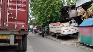 Dijual gudang bandengan utara lewat truk fuso