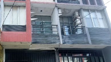 Ruko Muara Karang Komersil Sewa Murah Lokasi Dekat Bank
