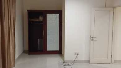 Disewakan Rumah Murah di Pantai Indah Kapuk, Jakarta Utara, LT 204m²