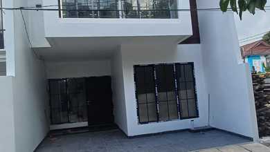 Kesempatan Rumah di Kembangan, Jakarta Barat, LB 96m², Harga 1,94 Miliar