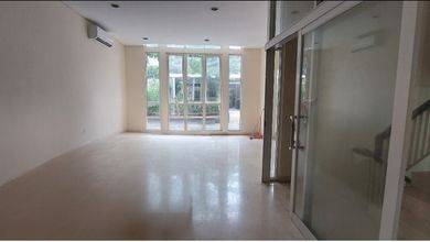 Disewakan Rumah Minimalis di Pantai Indah Kapuk, Jakarta Utara, LT  136 m2