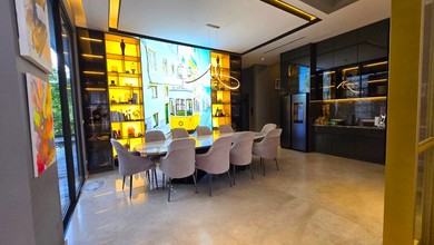 Rumah Mewah di BSD, Tangerang Selatan, 4 Kamar Tidur, LT 300m²