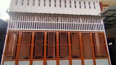 Kesempatan Rumah di Poris, Tangerang, LB 310m², Harga 1,9 Miliar