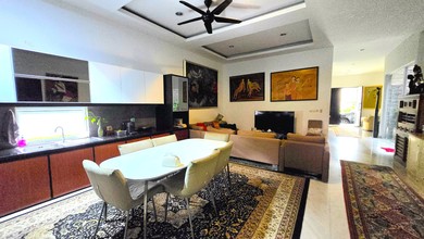 Rumah Elegan di Gading Serpong, Tangerang, 6 KT, LT 250m²