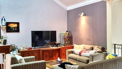 Hunian Elegan di BSD Giri Loka, Tangerang, 4 Kamar Tidur, LT 300m²