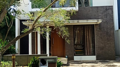 Rumah Sewa Nyaman Lokasi BSD City, Tangerang, LB 140m²