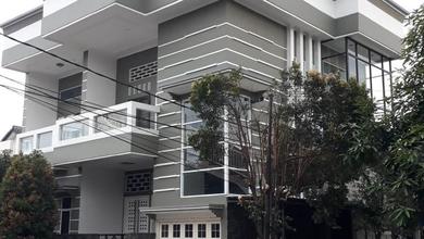Rumah Area Premium Sektor 7C-Gading Serpong, Tangerang - Harga Menarik 3,7 Miliar
