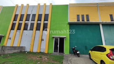 Disewa Gudang di Komplek Pergudangan BIZHUB Serpong