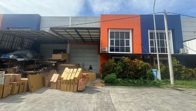 Gudang Sunrise Bizpark 2 Lantai di Pasar Kemis, Tangerang