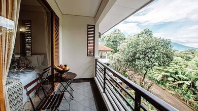 Gedung Resort FULLY FURNISH di Gunung Geulis Sukaraja Bogor