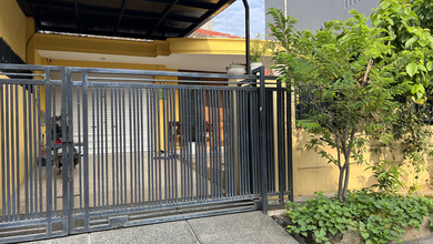 Rumah Mewah di Kebon Jeruk, Jakarta Barat, 5 KT, LT 225m²