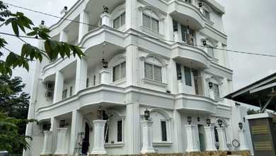 Dijual rumah Mewah di Pondok Gede, Bekasi - LT 195m²