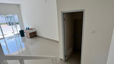 Disewa Ruko Pisa Grande Di Gading Serpong, Tangerang Lokasi Ramai