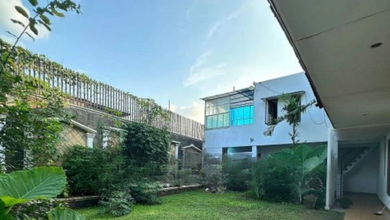 Sewa Rumah Nyaman di Kemang, Jakarta Selatan, LT 1300m²