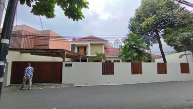 Kesempatan Eksklusif, rumah Mewah di Menteng Dalam, Jakarta Selatan, LB 400m²