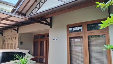 Rumah Area Luxury BSD Griya Loka, Tangerang - Harga Menarik 4,6 Miliar