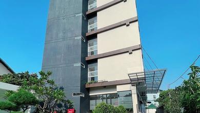 Hotel Aktif 5 Lantai SHM di Matraman Jakarta Timur