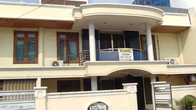 Jual Rumah Cantik Luas 300 m2 area Grogol, Jakarta Barat