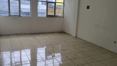 Ruko Muara Karang Jalan Raya Dekat Damas