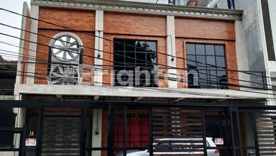 Hunian Mewah di Setiabudi, Jakarta Selatan, 5 KT, LT 308m²